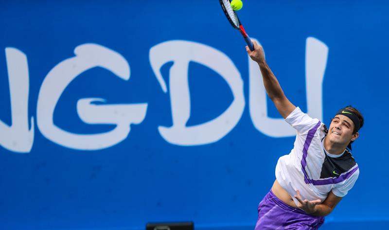 但由于伤病 但由于伤病